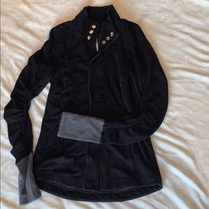 Black Urban Outfitters Zip-up